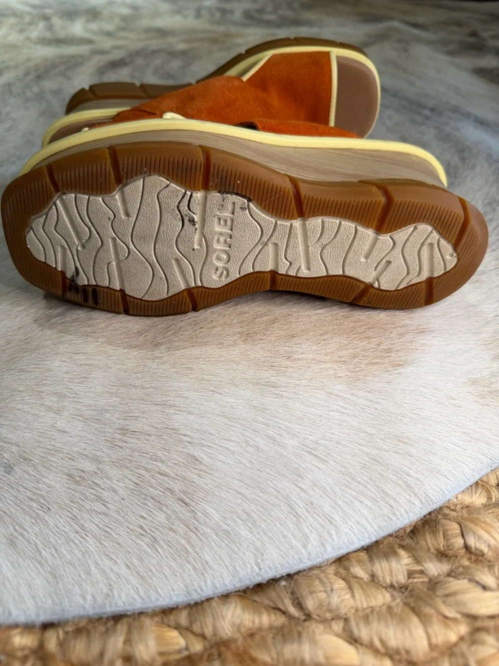 Sorel Kinetic Impact Slingback Sandals Orange Suede Platform Size 6